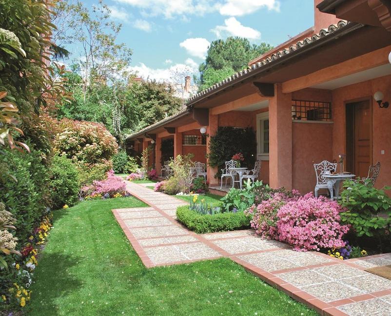 La Quinta De Los Cedros Madrid Buitenkant foto