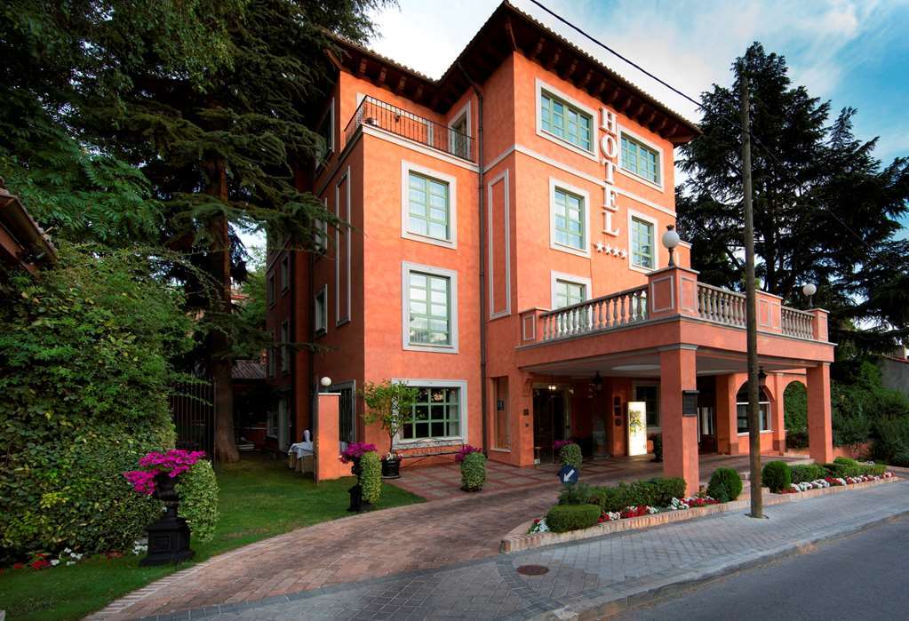 La Quinta De Los Cedros Madrid Buitenkant foto
